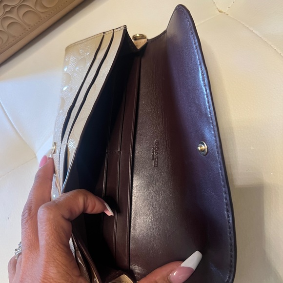 Coach purse with wallet - Picture 4 of 4